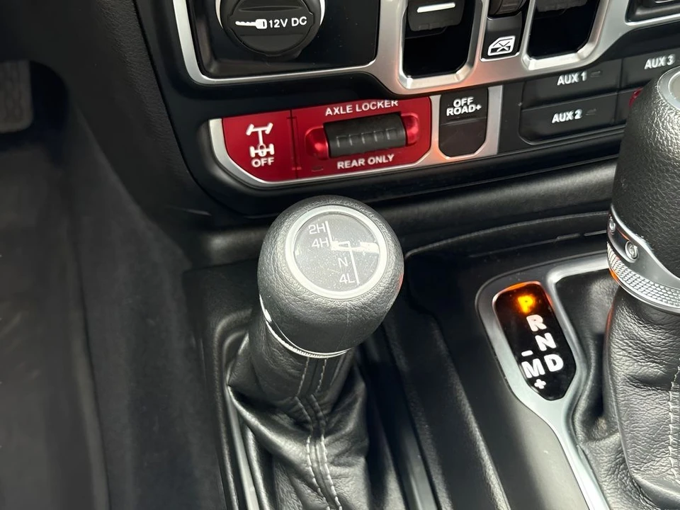 2024 Jeep JL Wrangler - Image 13 of 25