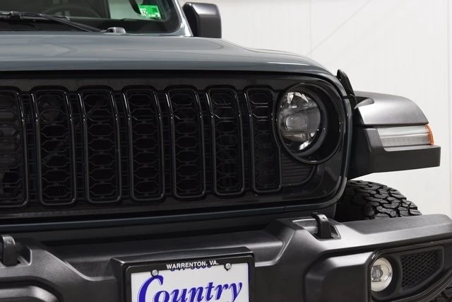 2024 Jeep JL Wrangler - Image 11 of 12