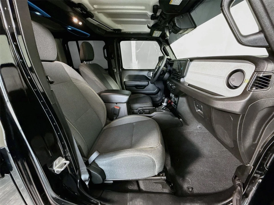 2024 Jeep JL Wrangler - Image 8 of 26