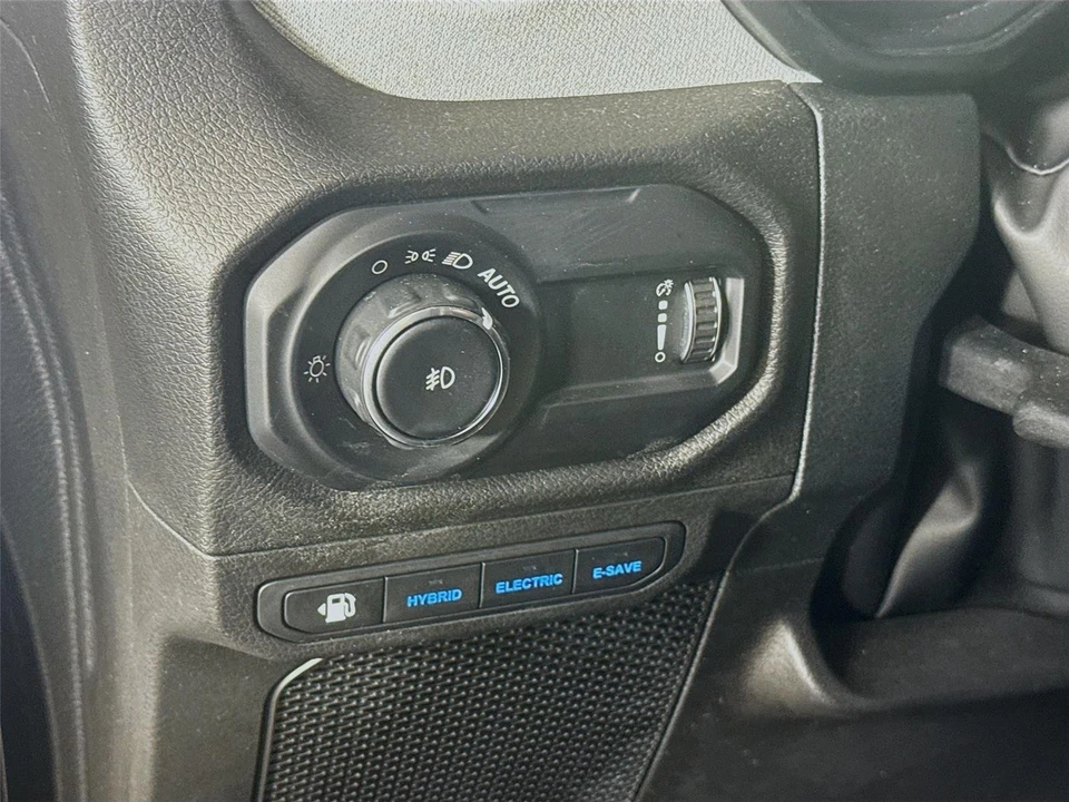 2024 Jeep JL Wrangler - Image 8 of 31