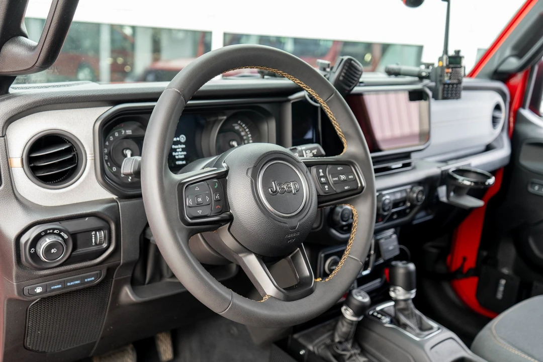 2024 Jeep JL Wrangler - Image 12 of 31