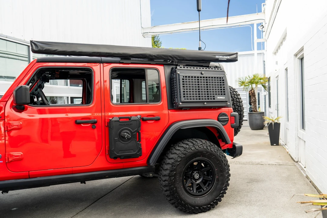 2024 Jeep JL Wrangler - Image 5 of 31