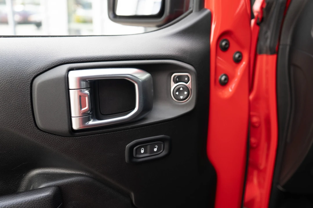 2024 Jeep JL Wrangler - Image 11 of 31