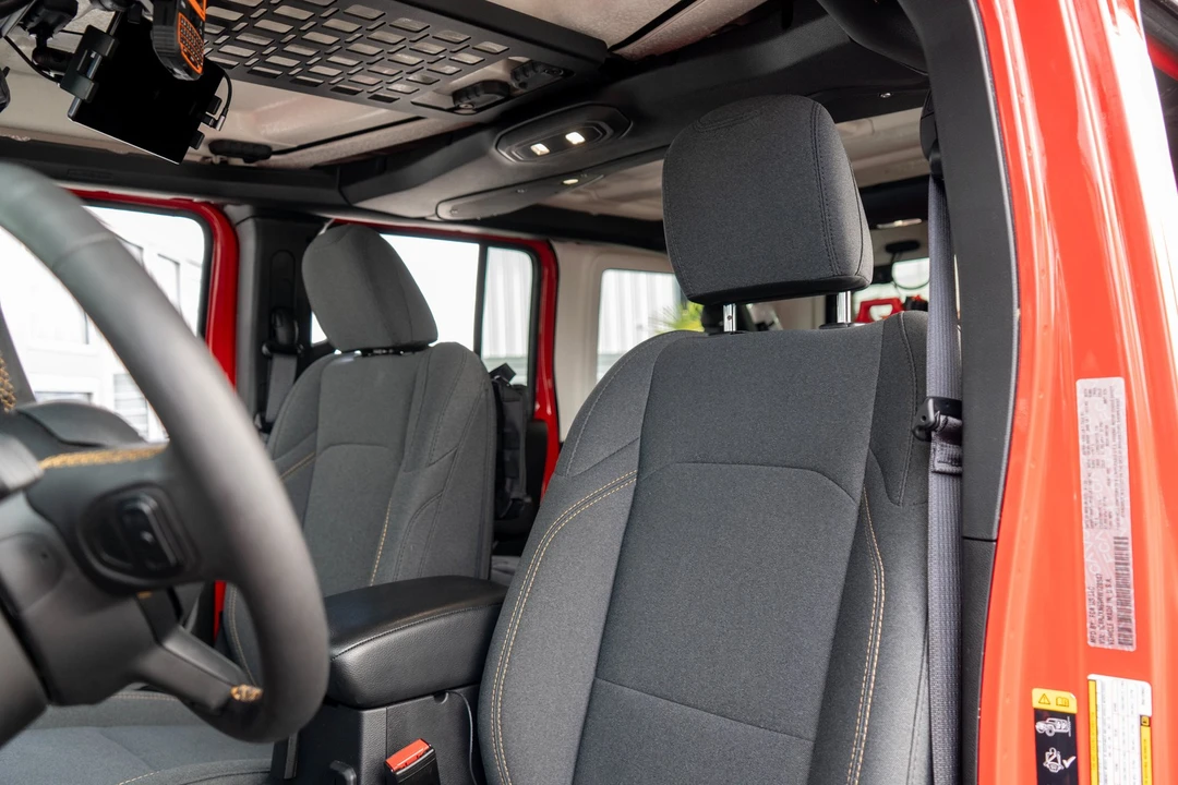 2024 Jeep JL Wrangler - Image 9 of 31