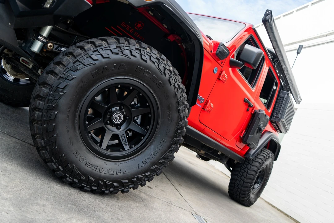 2024 Jeep JL Wrangler - Image 3 of 31