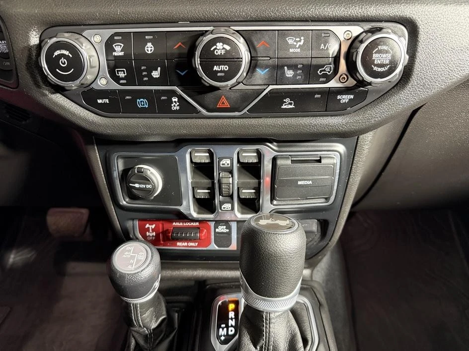 2024 Jeep JL Wrangler - Image 22 of 31