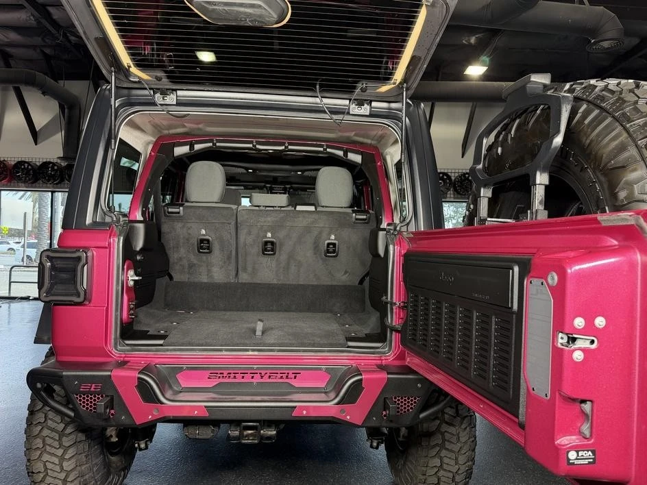 2024 Jeep JL Wrangler - Image 24 of 31