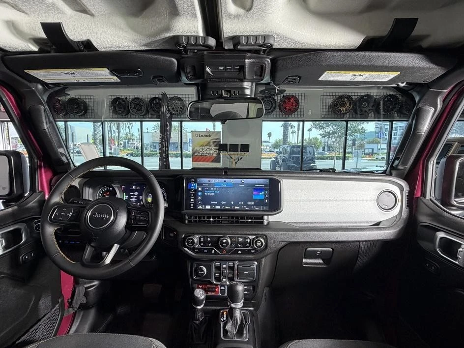 2024 Jeep JL Wrangler - Image 20 of 31