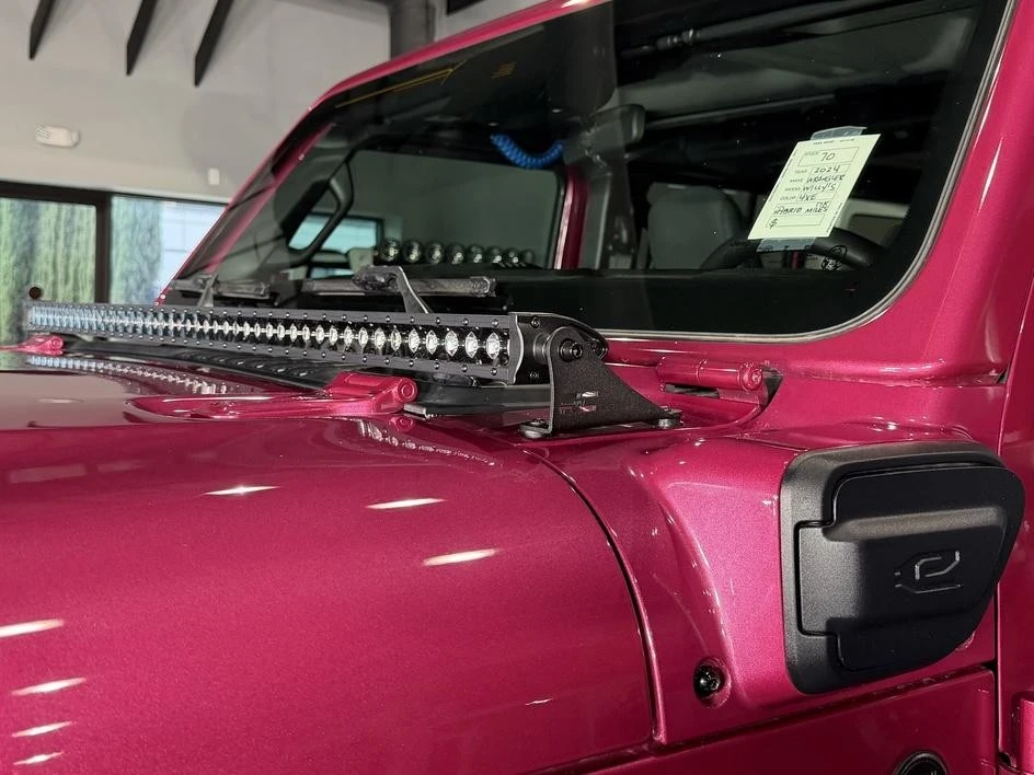 2024 Jeep JL Wrangler - Image 30 of 31