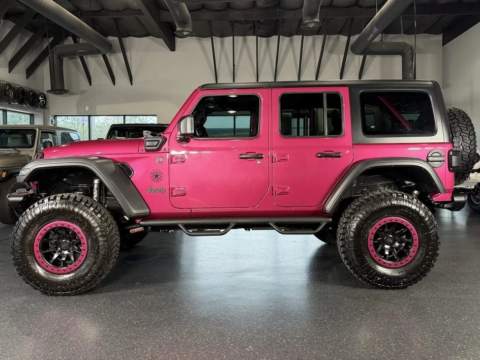 2024 Jeep JL Wrangler - Image 9 of 31