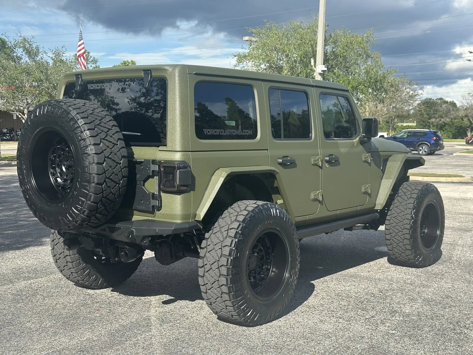 2024 Jeep JL Wrangler - Image 12 of 21