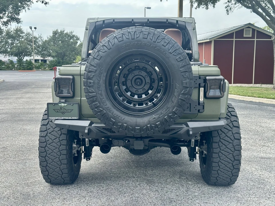 2024 Jeep JL Wrangler - Image 9 of 21