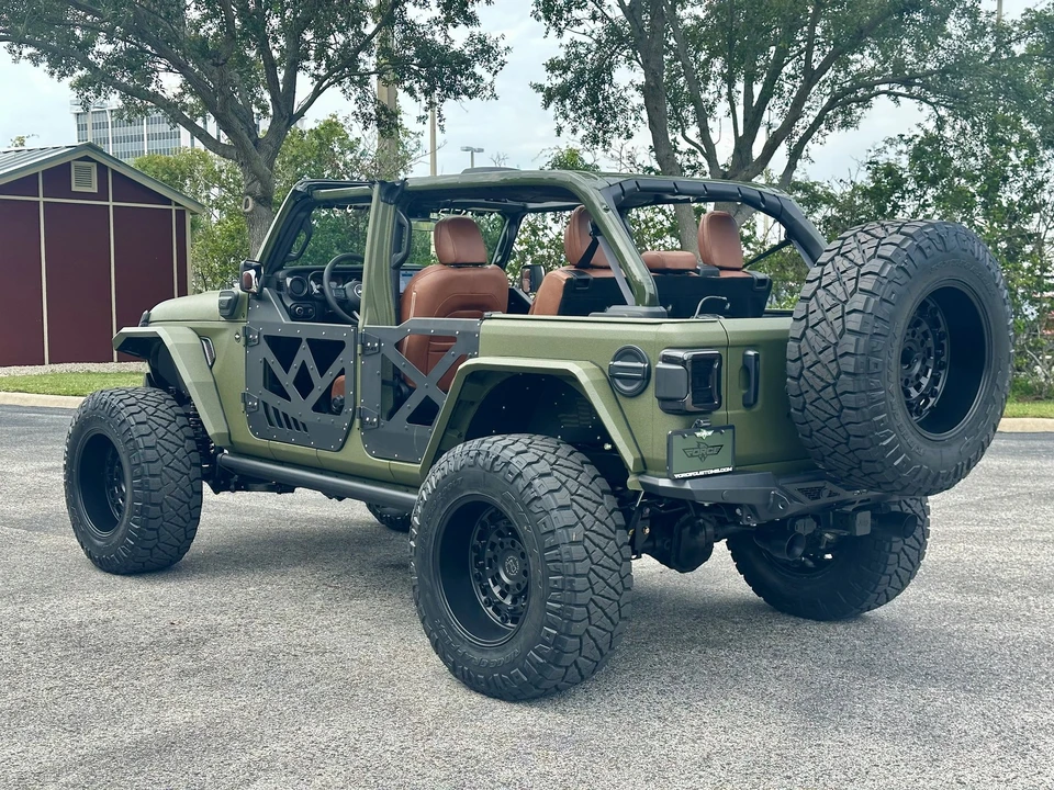 2024 Jeep JL Wrangler - Image 6 of 21