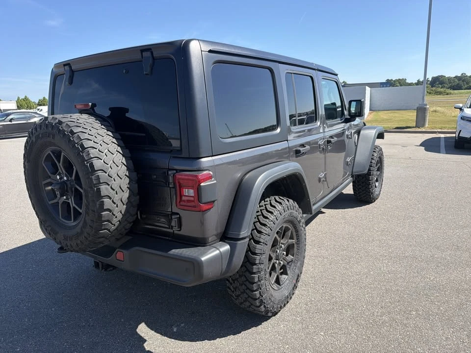 2024 Jeep JL Wrangler - Image 3 of 9