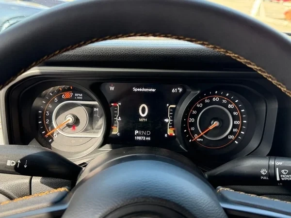 2024 Jeep JL Wrangler - Image 14 of 15