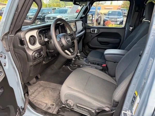 2024 Jeep JL Wrangler - Image 7 of 15