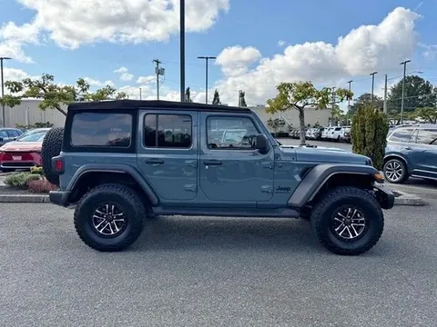 2024 Jeep Wrangler Willys 4D SUV 4X4