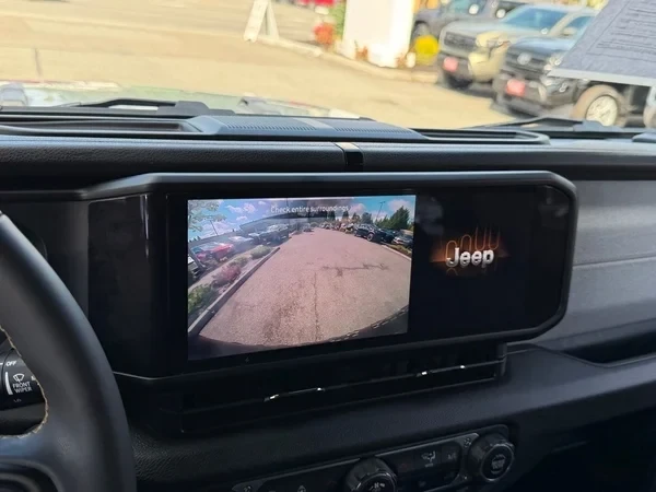 2024 Jeep JL Wrangler - Image 15 of 15