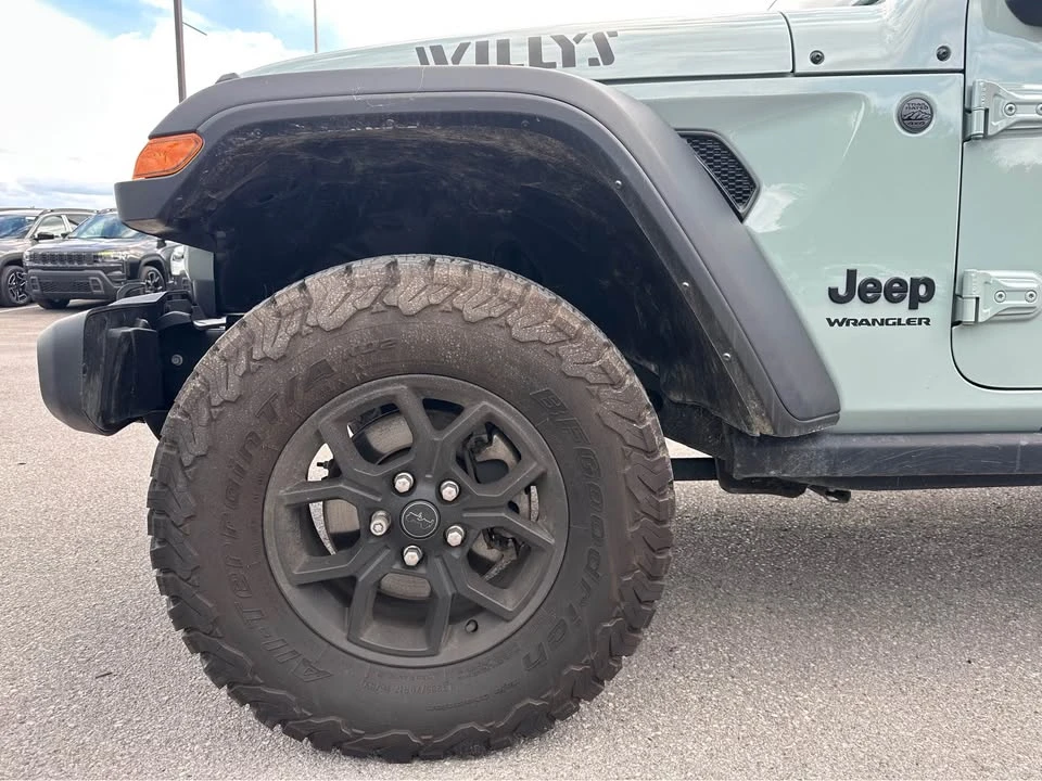 2024 Jeep JL Wrangler - Image 19 of 20