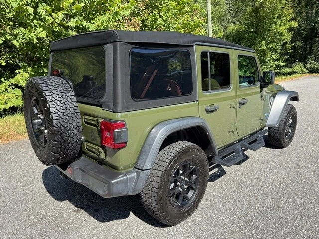 2024 Jeep JL Wrangler - Image 8 of 30