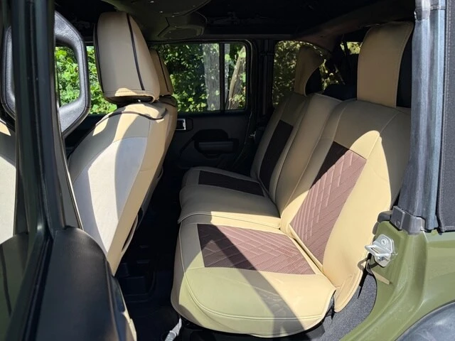 2024 Jeep JL Wrangler - Image 16 of 30