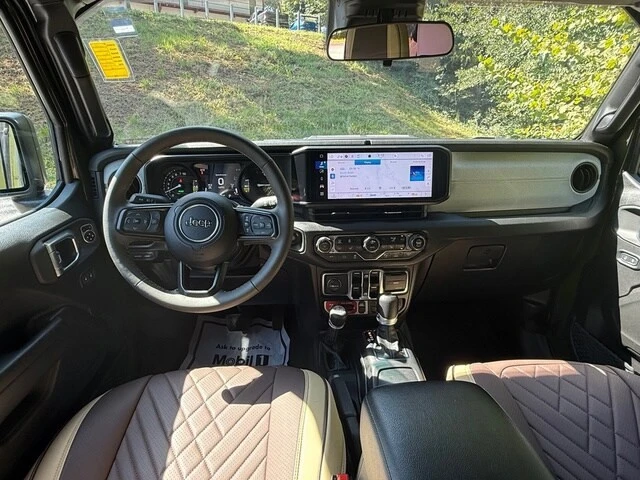 2024 Jeep JL Wrangler - Image 12 of 30