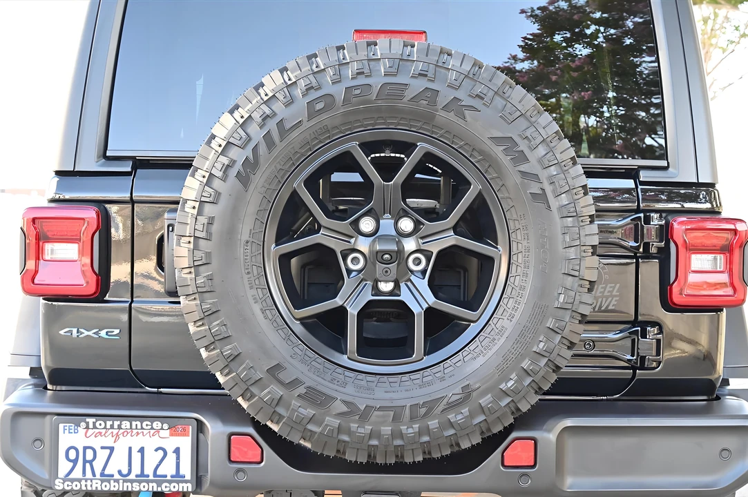 2024 Jeep JL Wrangler - Image 27 of 31