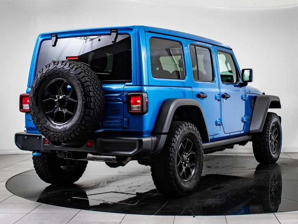 2024 Jeep JL Wrangler - Image 10 of 21
