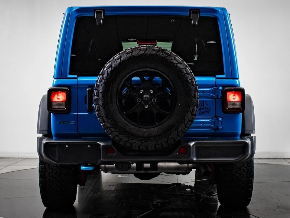 2024 Jeep JL Wrangler - Image 7 of 21