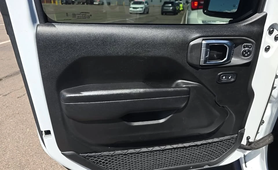 2024 Jeep JL Wrangler - Image 9 of 13