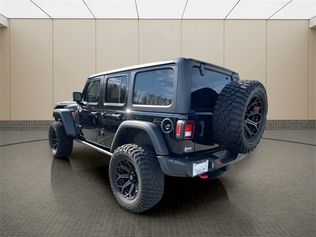 2024 Jeep JL Wrangler - Image 3 of 12