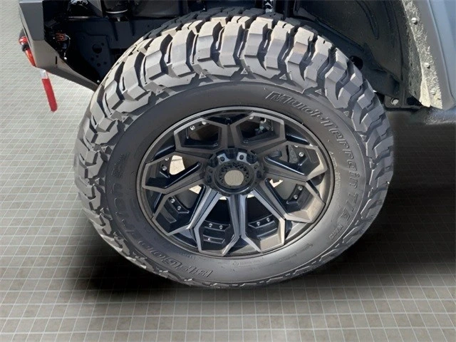 2024 Jeep JL Wrangler - Image 10 of 21