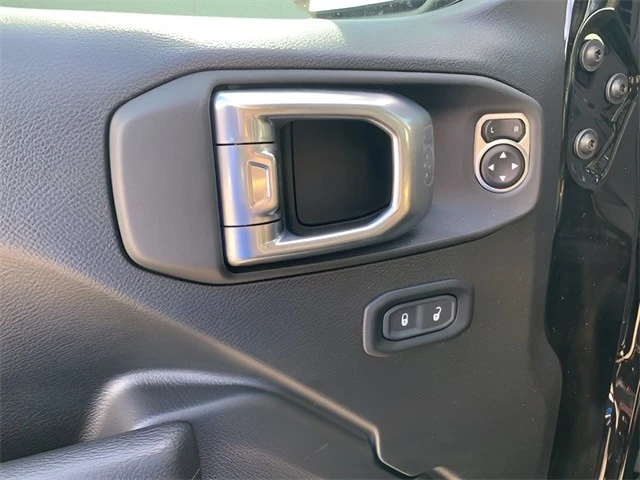 2024 Jeep JL Wrangler - Image 17 of 21