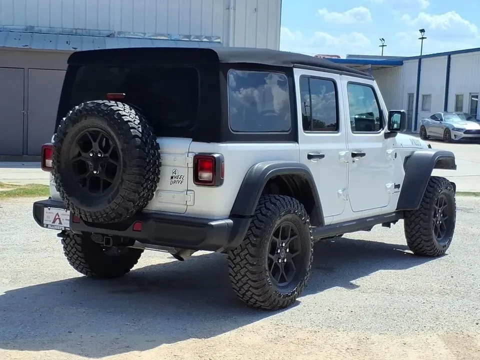 2024 Jeep JL Wrangler - Image 4 of 10