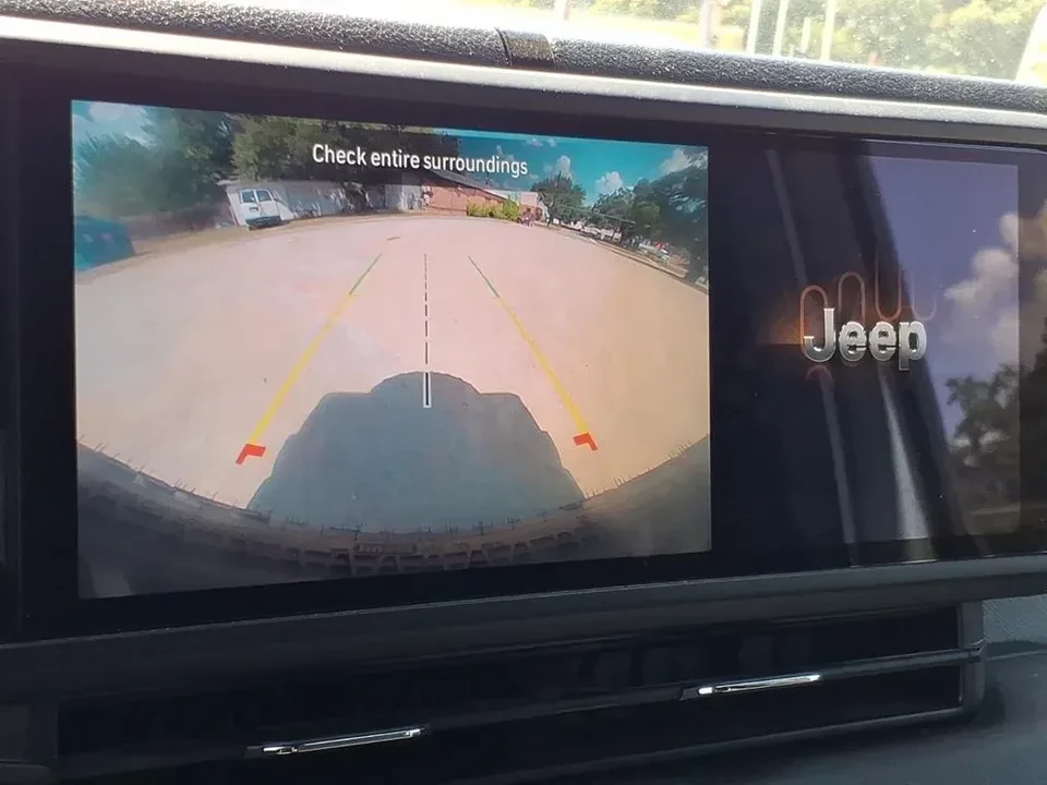 2024 Jeep JL Wrangler - Image 10 of 10