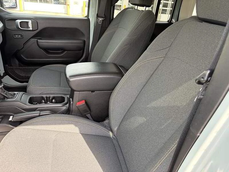 2024 Jeep JL Wrangler - Image 5 of 7