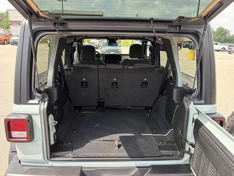2024 Jeep JL Wrangler - Image 7 of 7