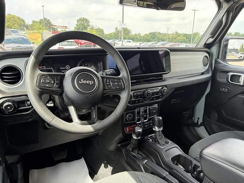 2024 Jeep JL Wrangler - Image 3 of 7