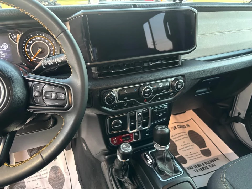 2024 Jeep JL Wrangler - Image 9 of 11