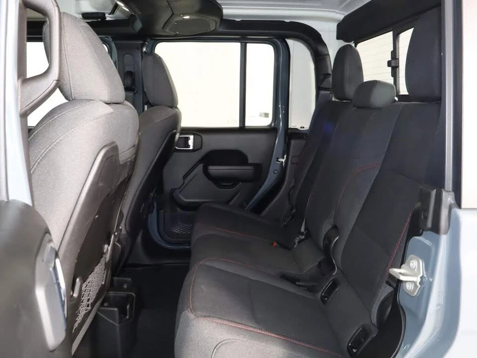2024 Jeep JT Gladiator - Image 15 of 18