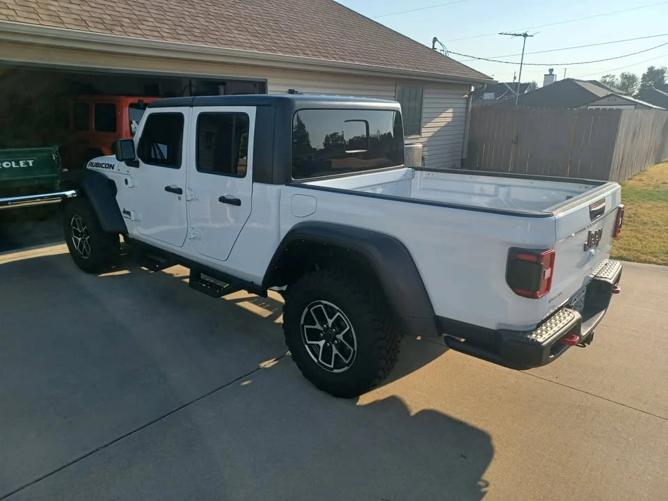 2024 Jeep JT Gladiator - Image 3 of 18