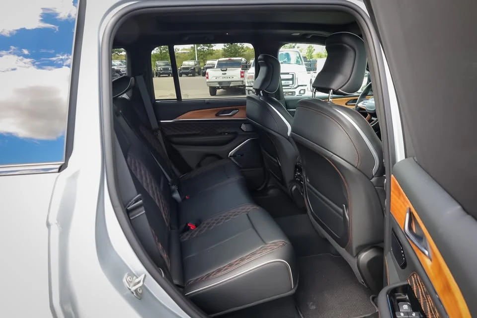 2024 Jeep WL Grand Cherokee - Image 14 of 20