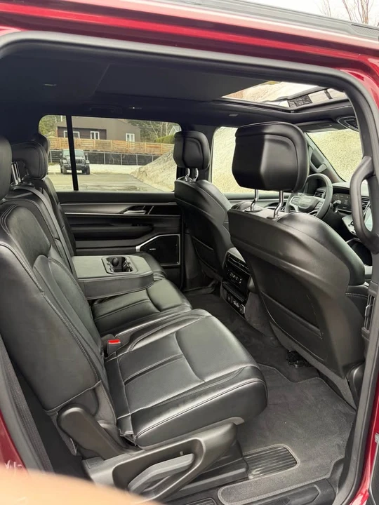 2024 Jeep WS Wagoneer - Image 10 of 20