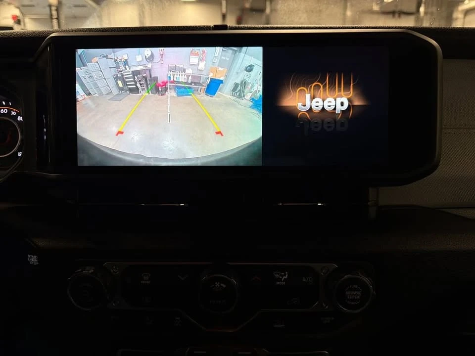 2024 Jeep JL Wrangler - Image 12 of 13