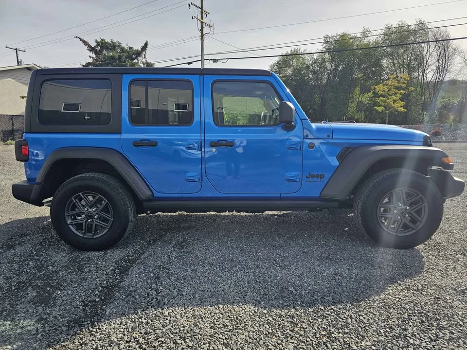 2024 Jeep JL Wrangler - Image 6 of 16