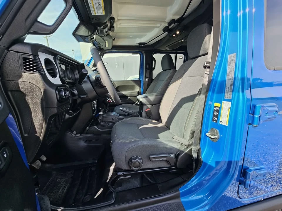 2024 Jeep JL Wrangler - Image 9 of 16