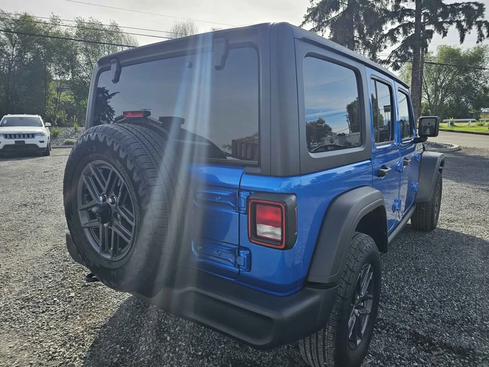 2024 Jeep JL Wrangler - Image 5 of 16