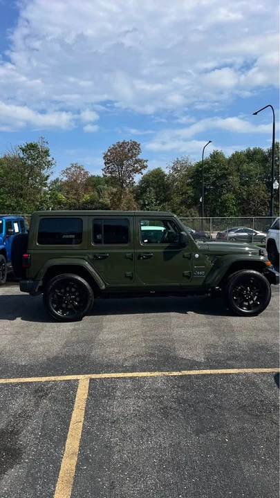 2024 Jeep JL Wrangler - Image 5 of 17