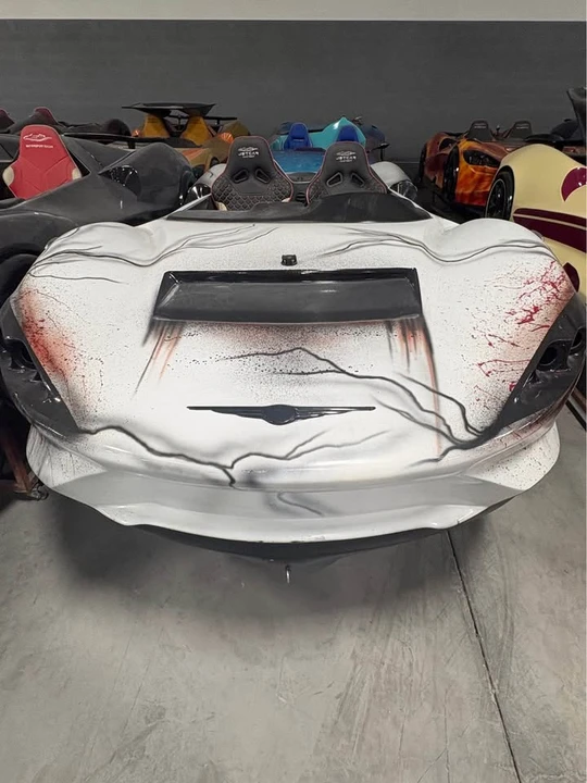 2024 McLaren - Image 14 of 15