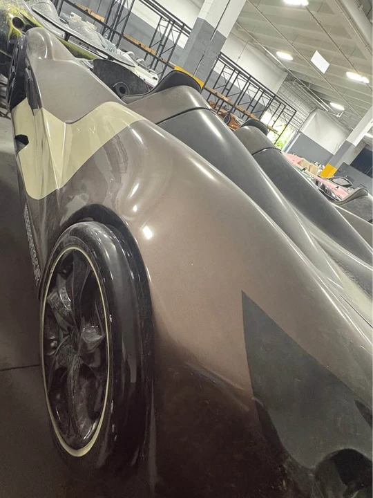 2024 McLaren - Image 10 of 15
